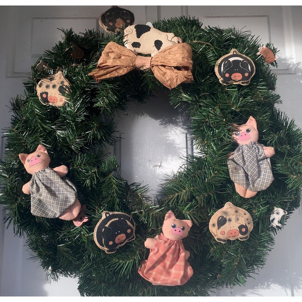 Primitive Evergreen Pig Farmhouse Wreath All Season 20"